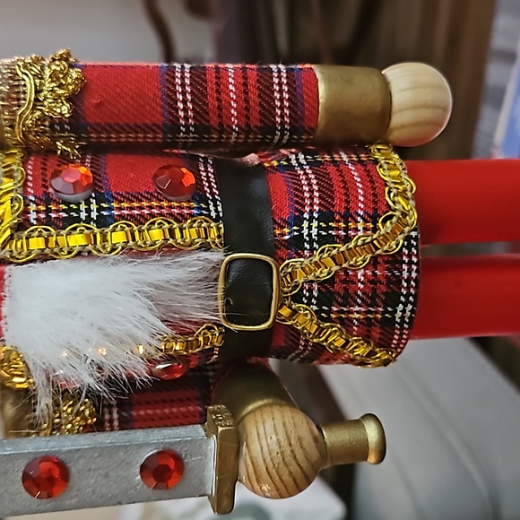 Solider Christmas Holiday Decorative Wood Nutcracker Mantel Table Display 15” - Picture 10 of 11